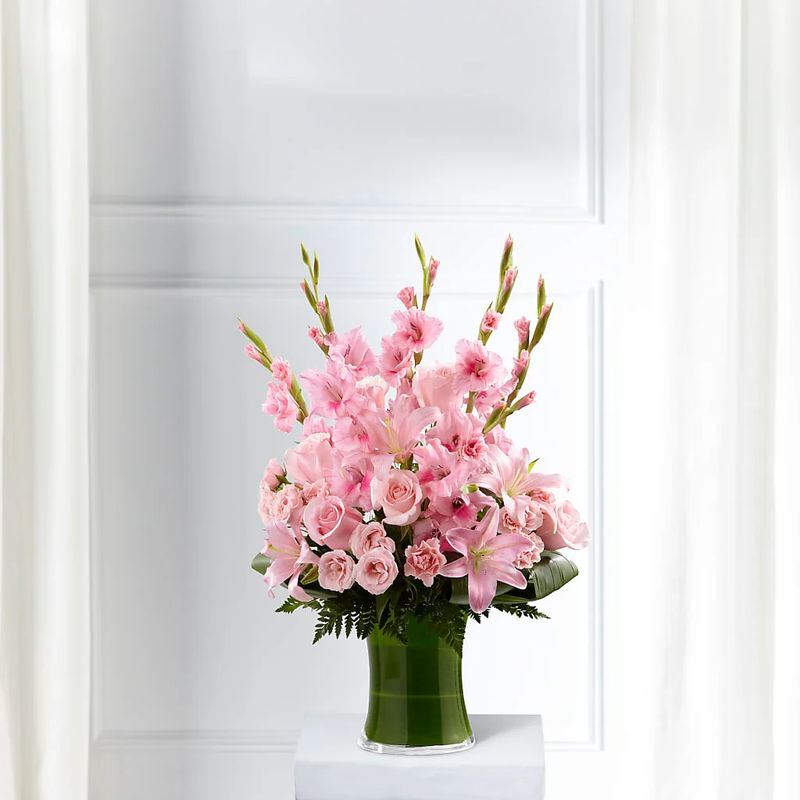 Lovely Tribute Bouquet - Style:Standard