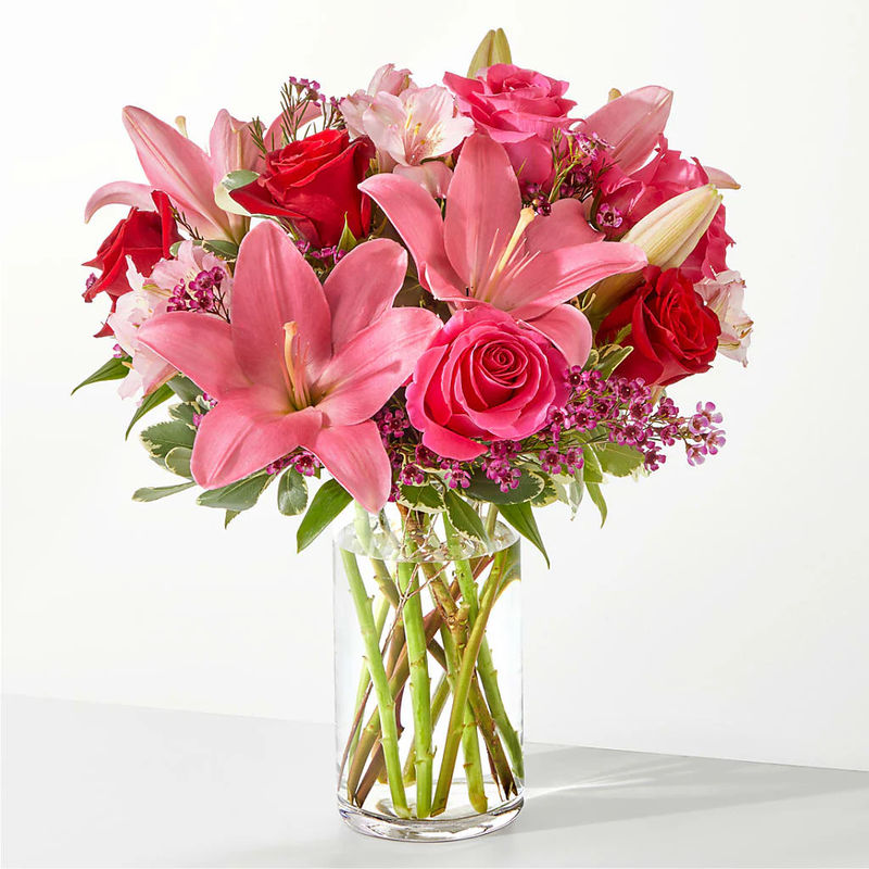 Lucky in Love Bouquet - Style:Premium