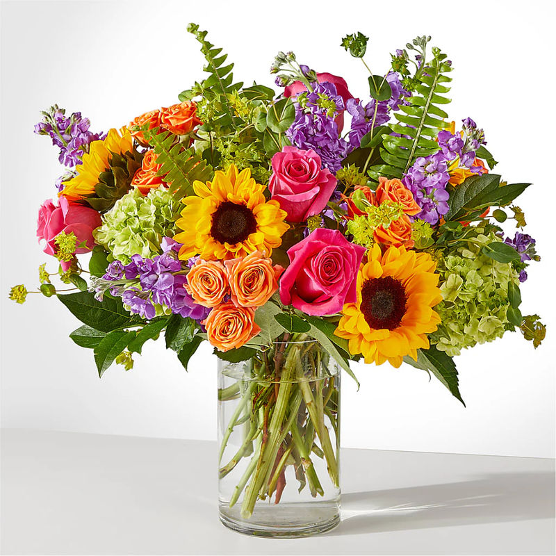 Vibrant Greetings Bouquet - Style:Exquisite