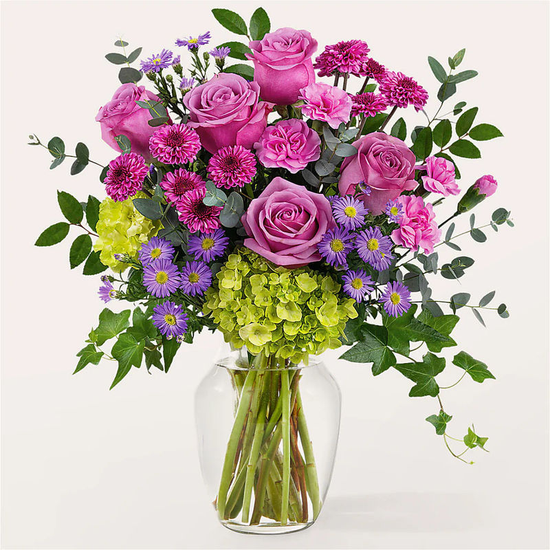 Whispering Garden Bouquet - Style:Deluxe
