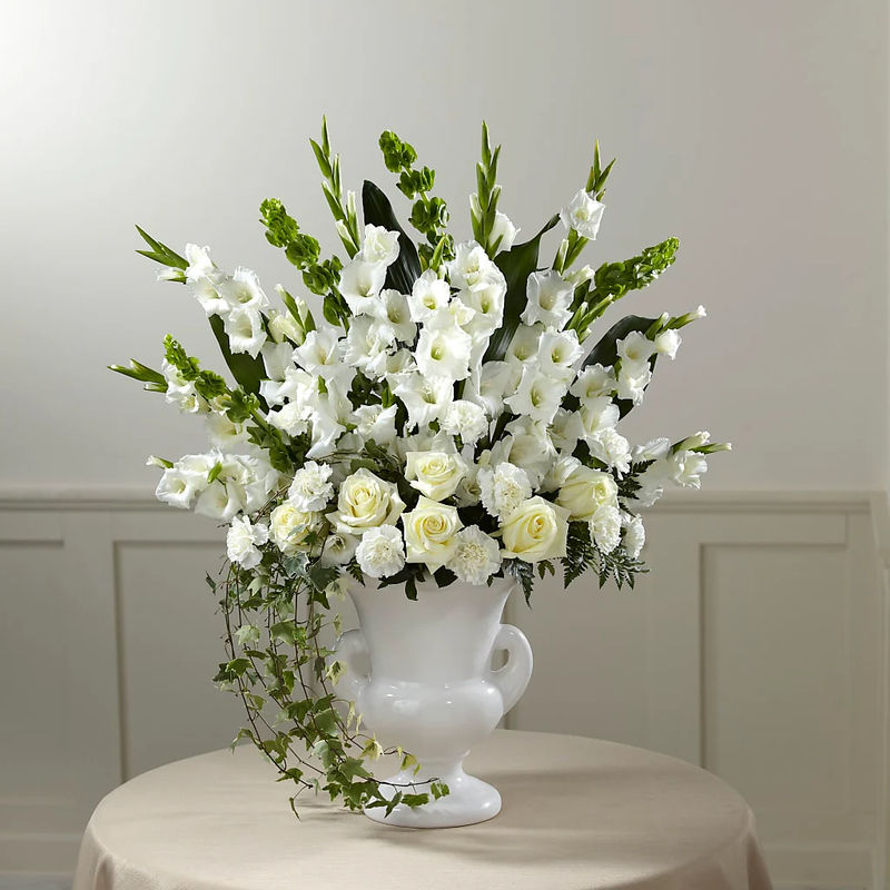 Fond Reflections Arrangement - Style:Standard