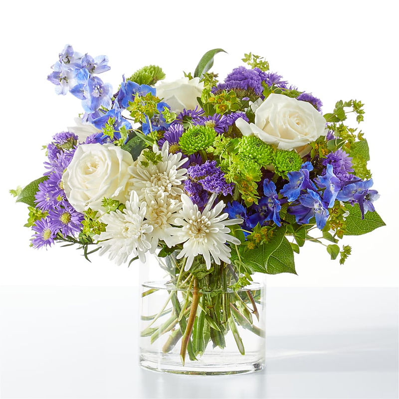 Genuine Gestures Bouquet - Style:Deluxe