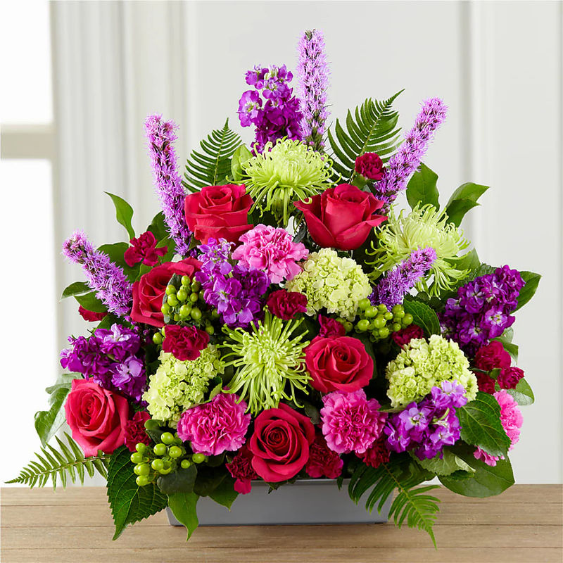 Warm Embrace Arrangement - Style:Deluxe