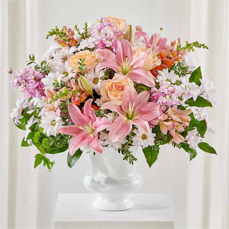 Heartfelt Gesture Urn Arrangement - Style:Standard