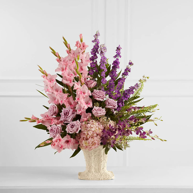Flowing Garden Arrangement - Style:Standard