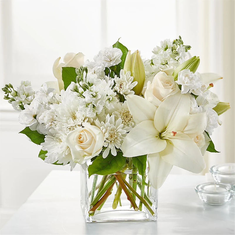 Gentle Breeze Bouquet - Style:Deluxe