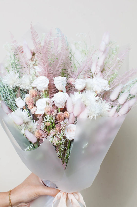 The Lark Bouquet in 4 Sizes - Size:Statement Bouquet