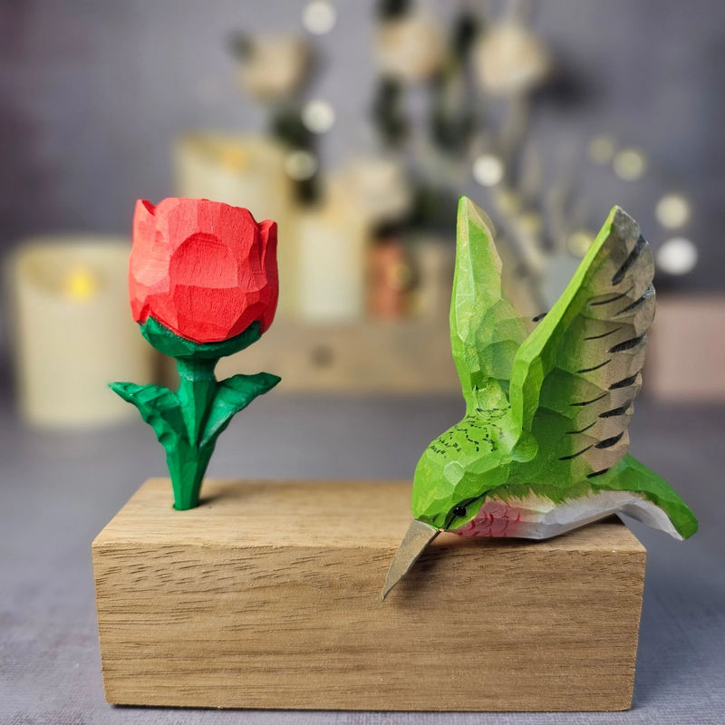 Hummingbird A with Rose - Color:Green Wings