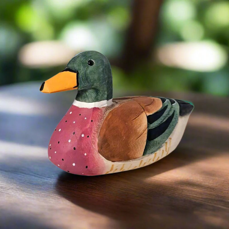 Majestic Mallard Figurine - Hand-Painted Wooden Sculpture for Wildlife Enthusiasts - Color:Mallard A
