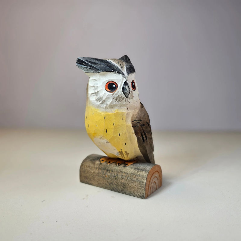 Owl Figurines Hand Carved Painted Wooden - Style:A: Brown Eagle Owl