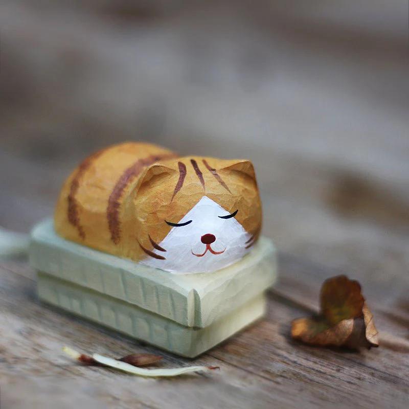 Charming Cardboard Cat Sculpture - Hand-Painted Wooden Figurine for Feline Aficionados