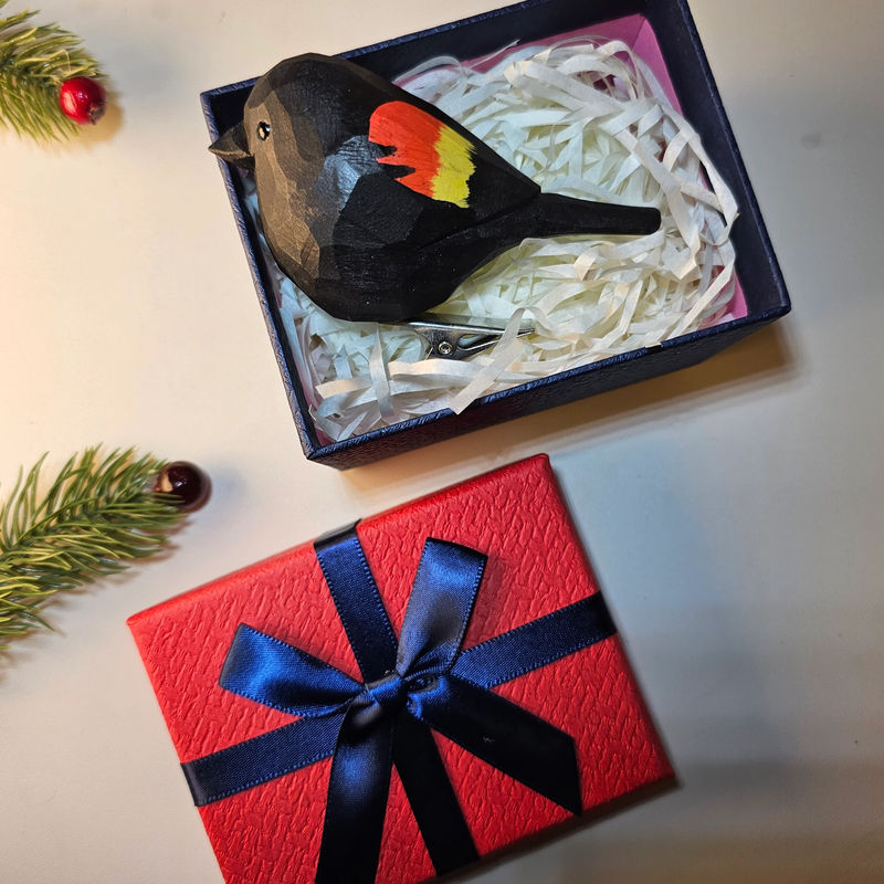 Clip-on Bird Ornaments With Gift Box Packing - Style:Red-winged black bird