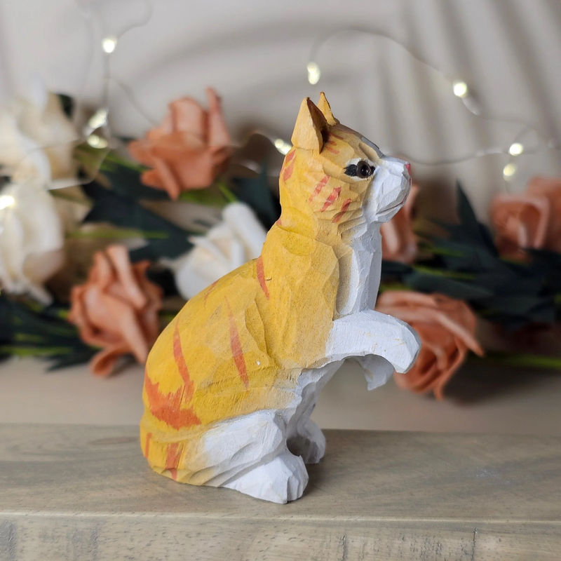 Cat Hand-Painted Figurine - Color:Yellow