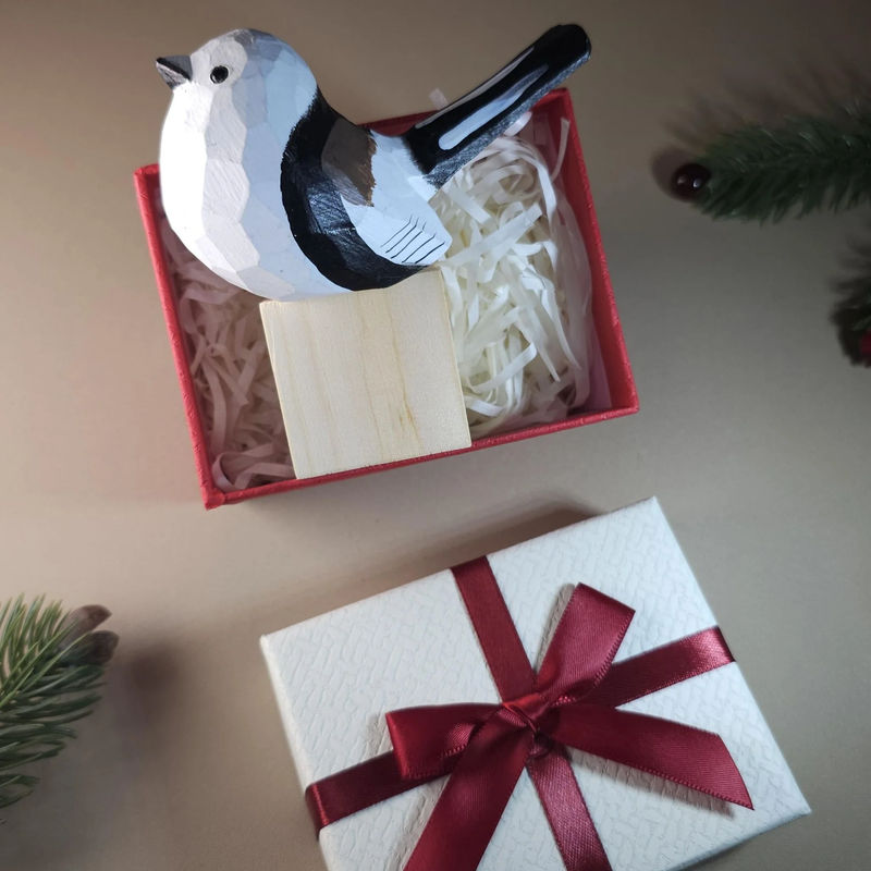 Bird Figurine comes with wooden stand and gift box packaging - Style:Long-tailed-tit_V2