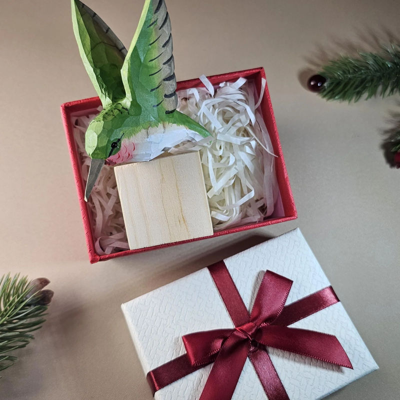 Bird Figurine comes with wooden stand and gift box packaging - Style:Humming bird_D