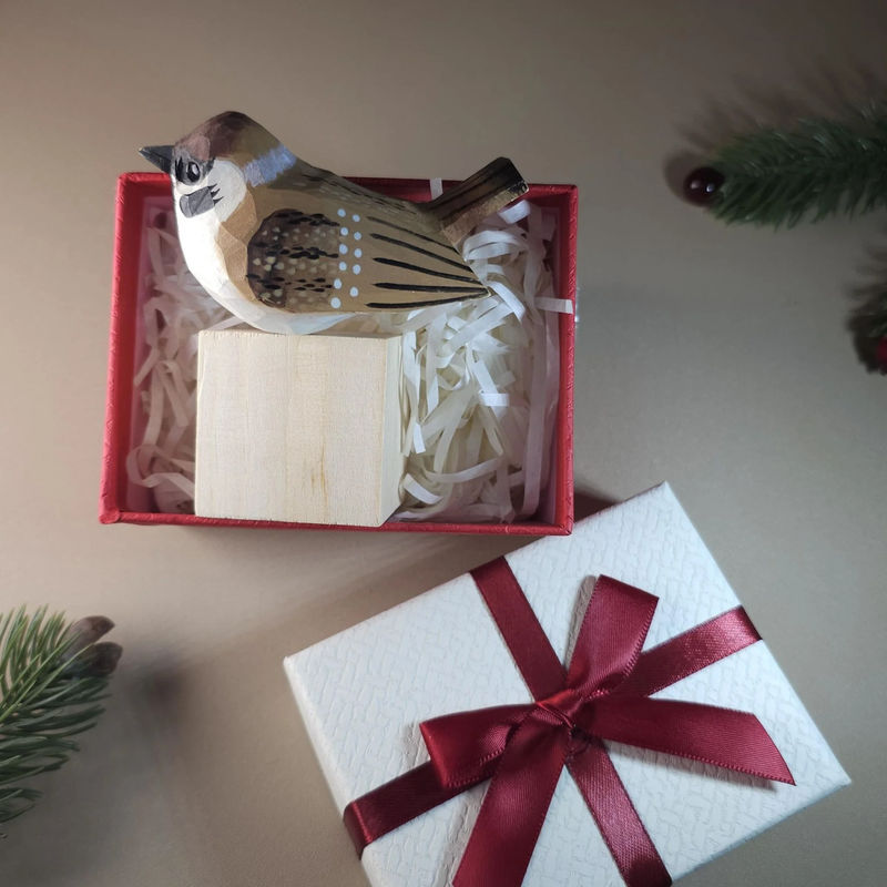 Bird Figurine comes with wooden stand and gift box packaging - Style:Sparraw-V2